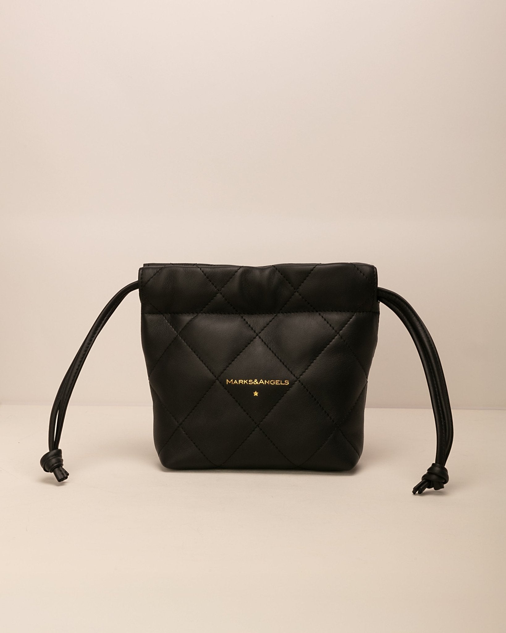 Amelie Nero - Marks&Angels