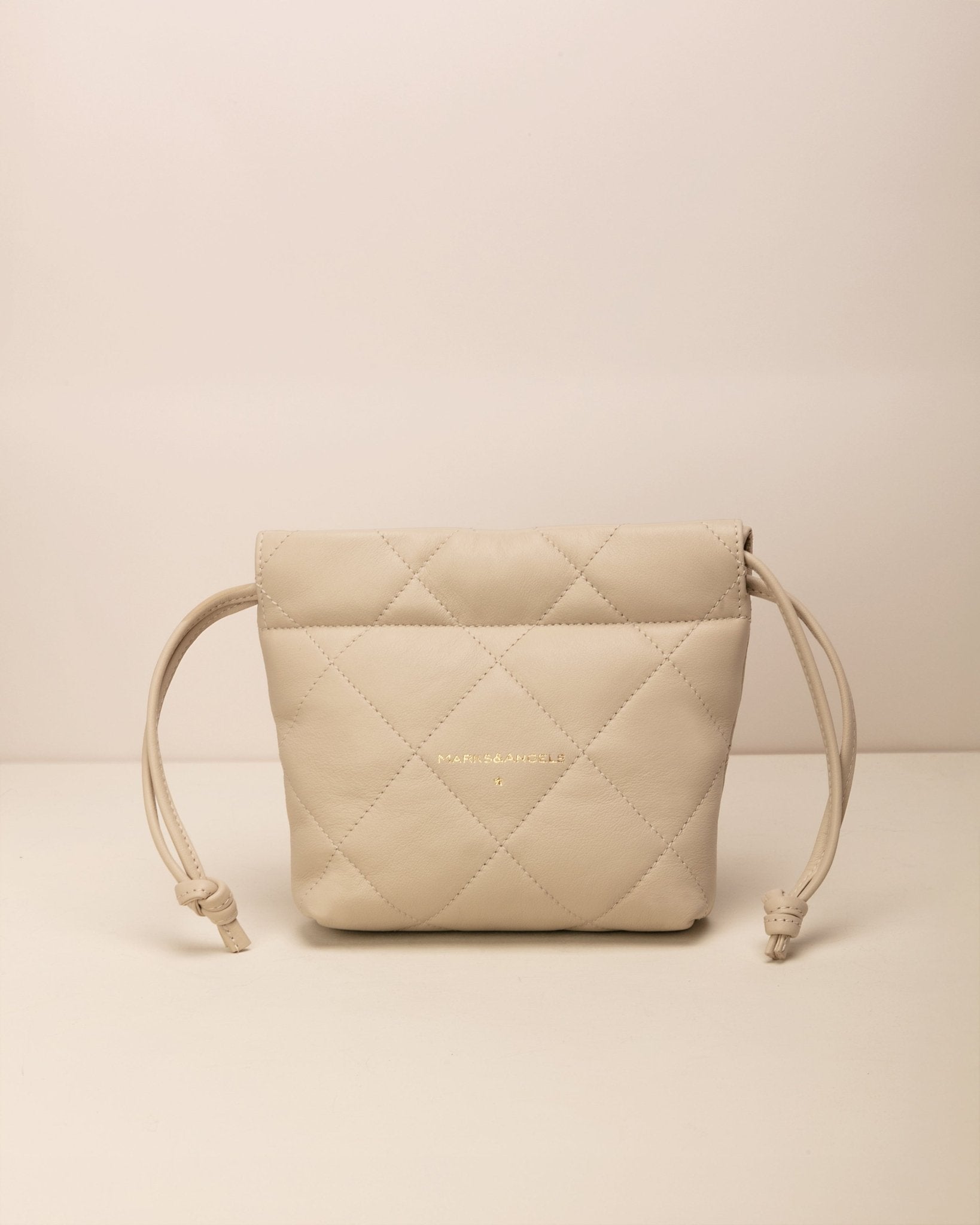 Amelie Lamb - Marks&Angels