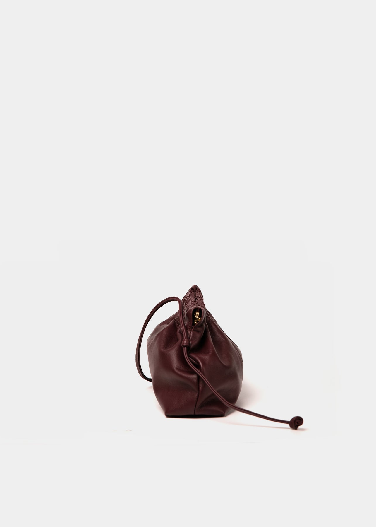 
                  
                    Mini Cri Burgundy
                  
                